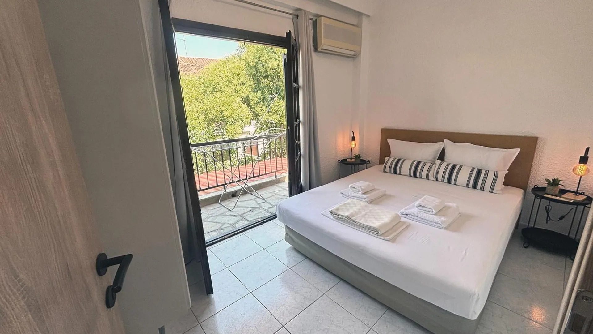 Elle Luxury Apartment Skála Foúrkas 0*,